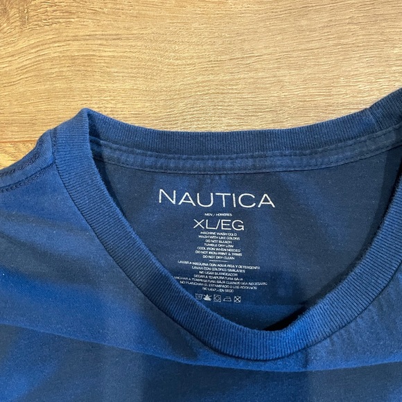 Nautica T-shirt - Picture 3 of 3